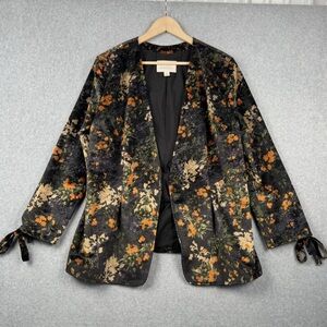 Hinge Floral Velvet Blazer size small